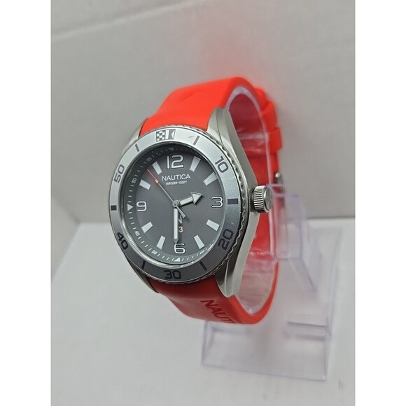 Mens Nautica N83 Finn World Watch 44mm Red Silicone Gray Quartz New Battery 50m - Picture 2 of 10